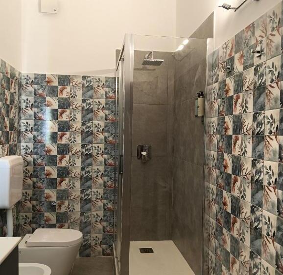 تختخواب و صبحانه Dojo Idro Rooms