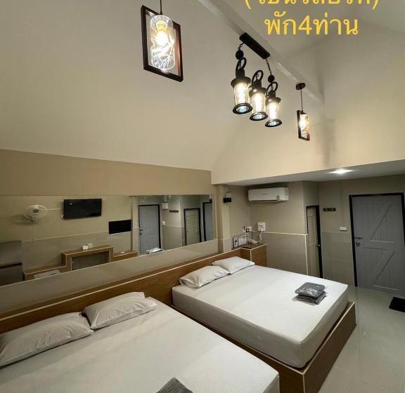 فندق Oyo 75522 Classroom Resort