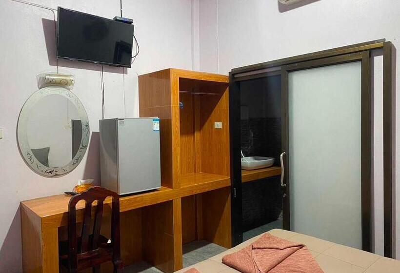 酒店 Oyo 75524 Sk Resort