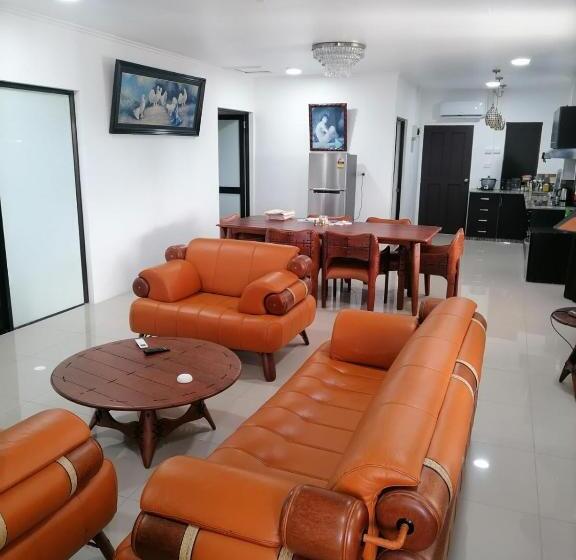 هتل White Diamond Apartments