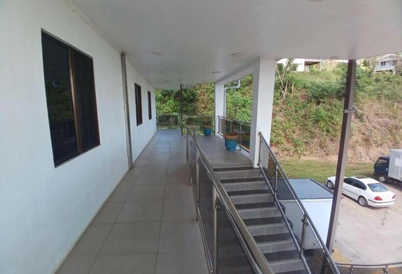 هتل White Diamond Apartments