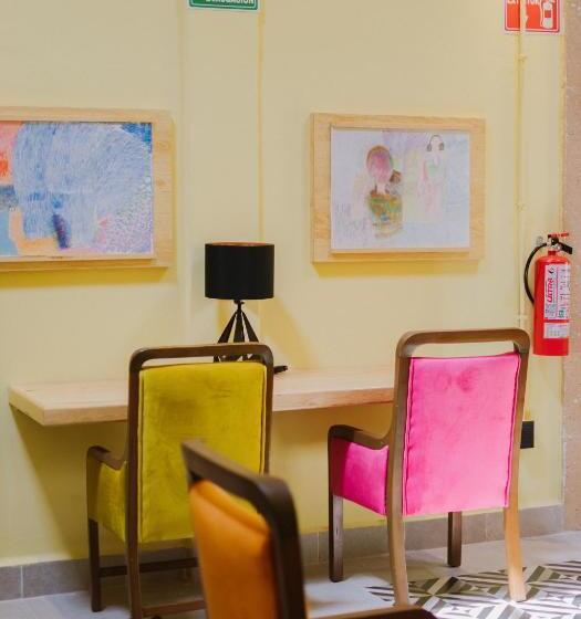 پانسیون Bodegante Hostal 3