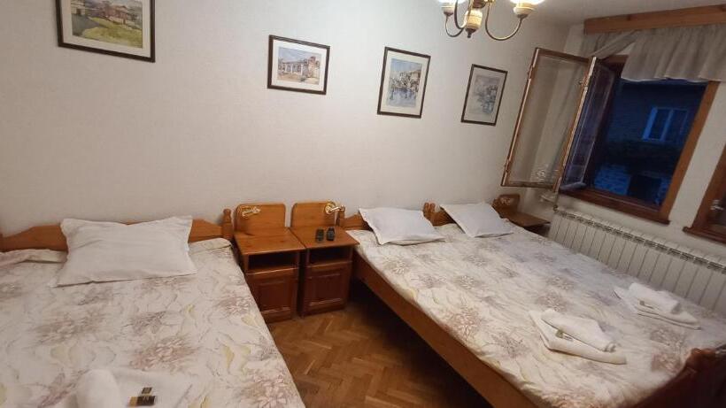 پانسیون Dumanova House