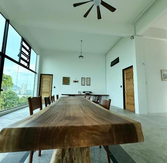 بنسيون Ferringhi Inn 51