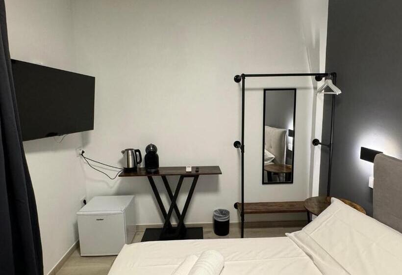پانسیون Modern Room