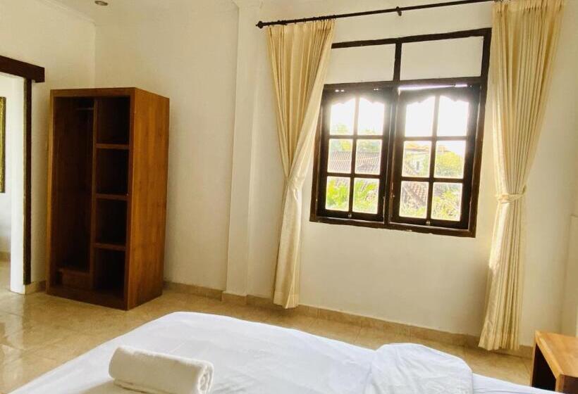 펜션 Sang Ayu 2 1br At 3br Villa