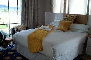 پانسیون The Ranch Inn