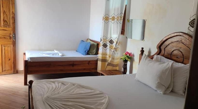 مبيت وإفطار La Villas Blue Blue