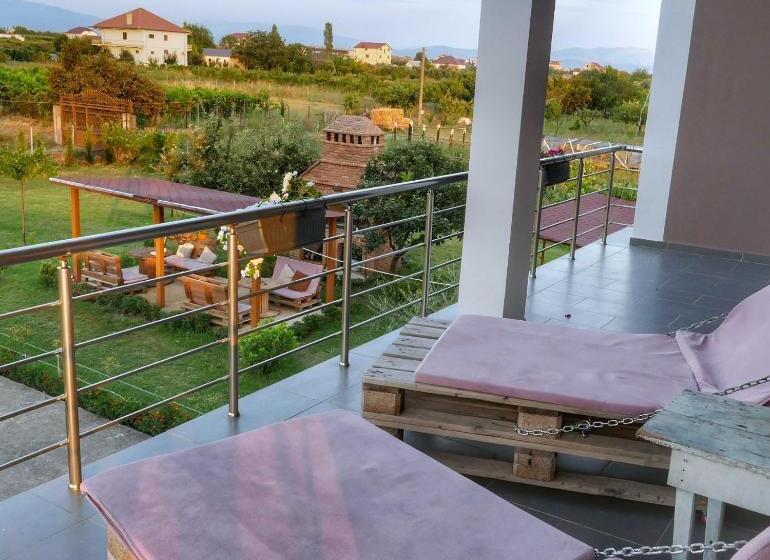 تختخواب و صبحانه Lake Room 1 Ballkan Guesthouse