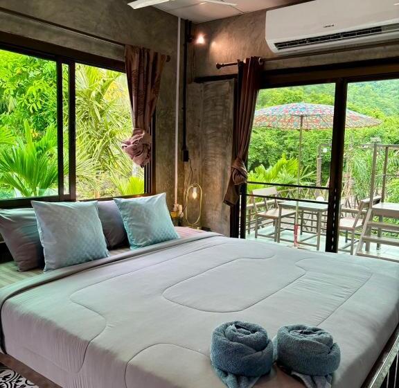 Отель Baan Apa Erawan Resort