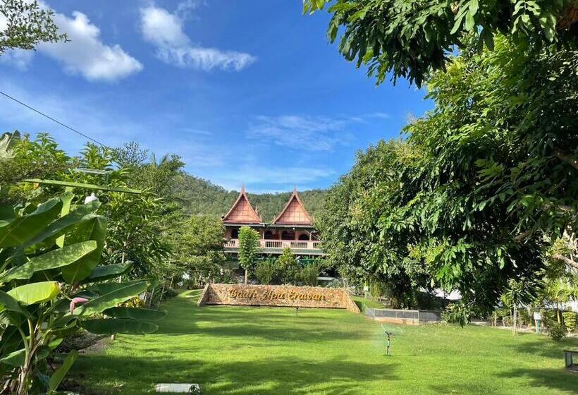 ホテル Baan Apa Erawan Resort