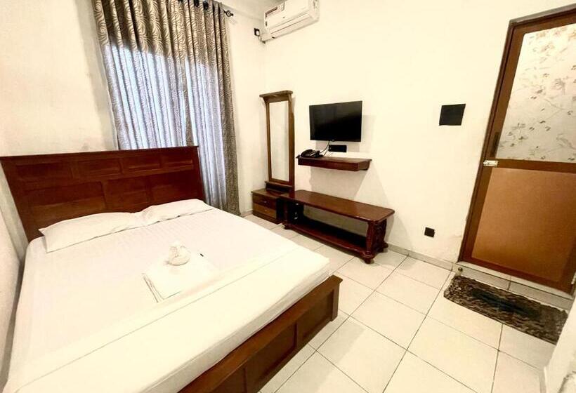 هتل Ez Stay Guesthouse