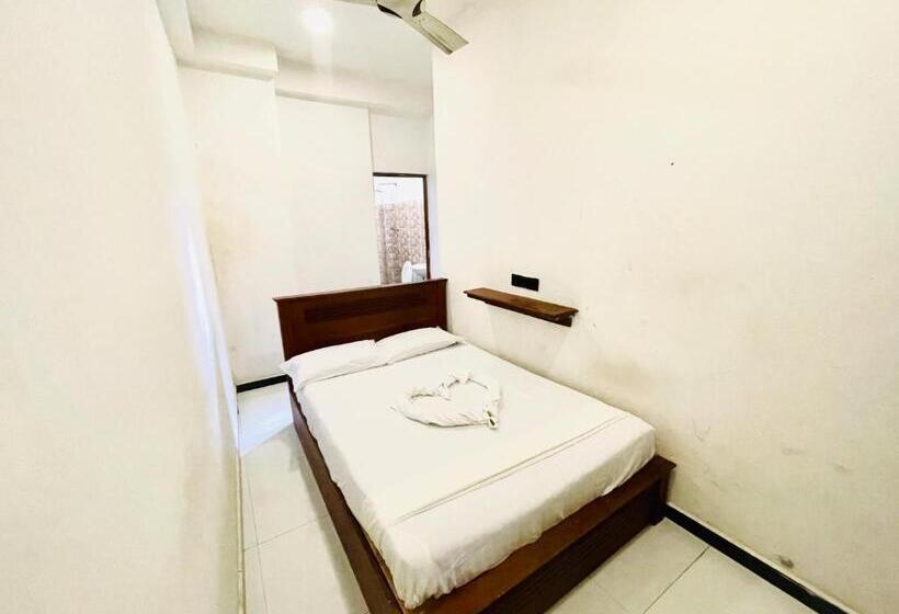 هتل Ez Stay Guesthouse