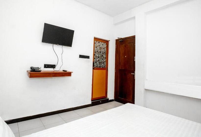 هتل Ez Stay Guesthouse