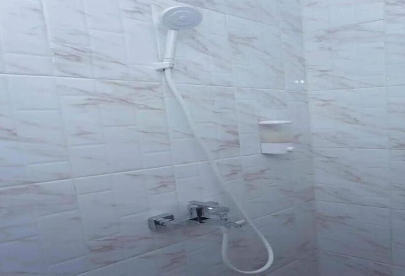 فندق Oyo 94169 Flamboyan Harapan Indah