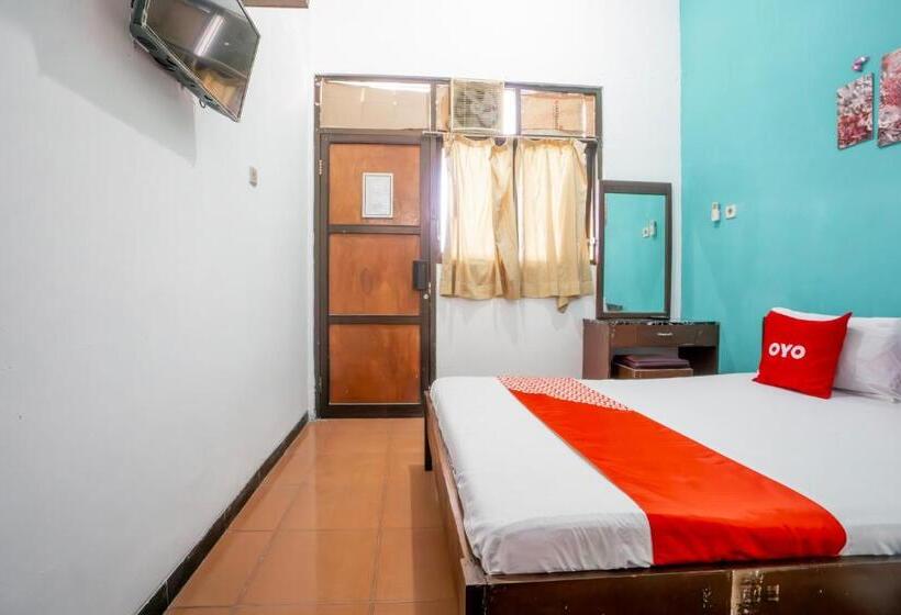 בית מלון כפרי Oyo 94172 Mata Air Guest House Madiun