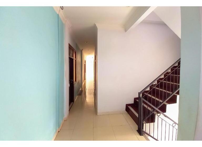 هتل Reddoorz Syariah Near Universitas Muhammadiyah Bungo