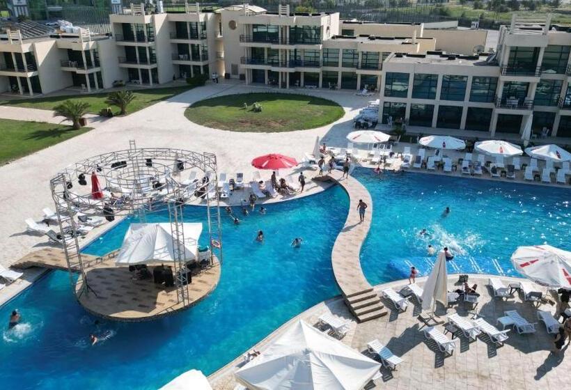 هتل Shambaku Golden Beach