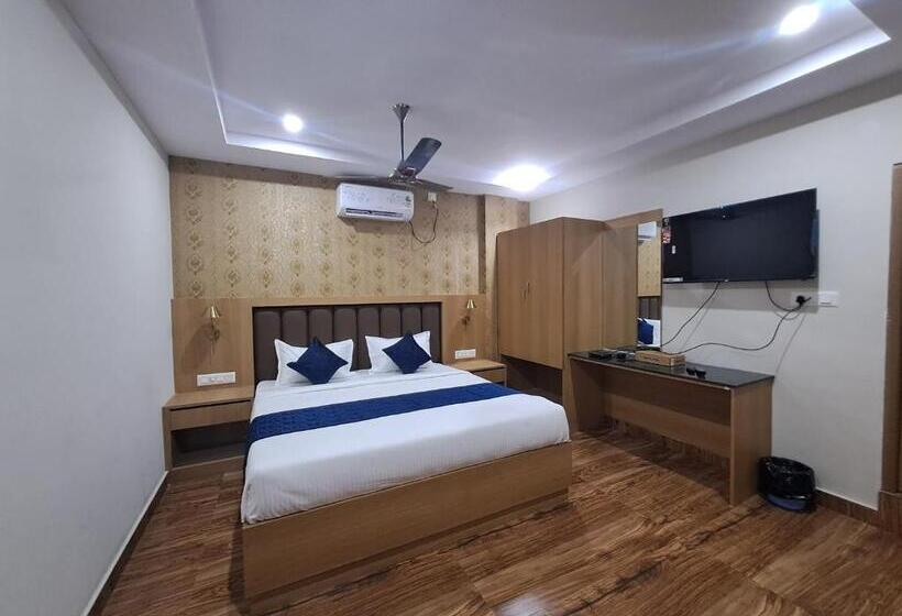 فندق Sky Inn