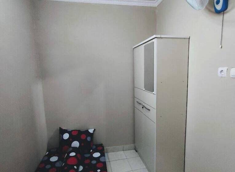 هتل Spot On 94146 Rama Residence Syariah