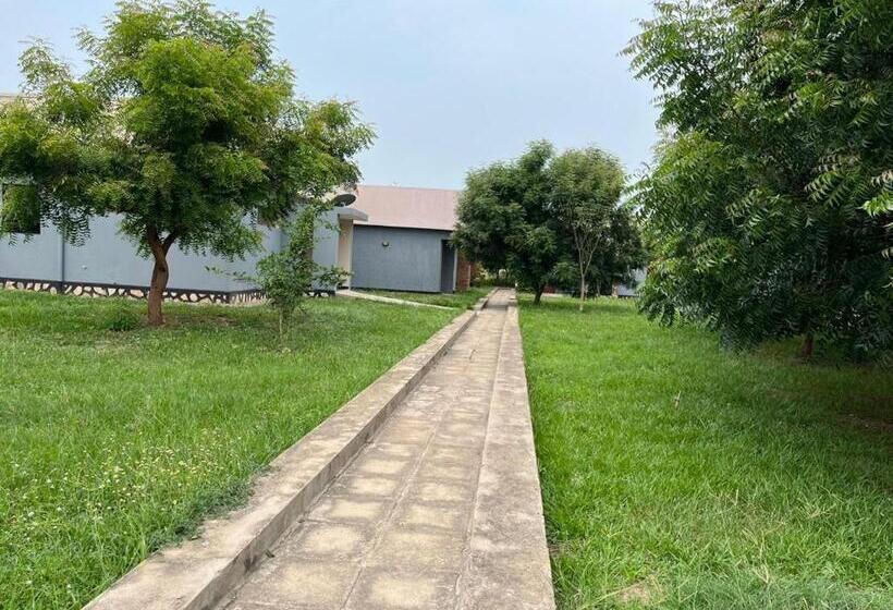هتل The Pavonina