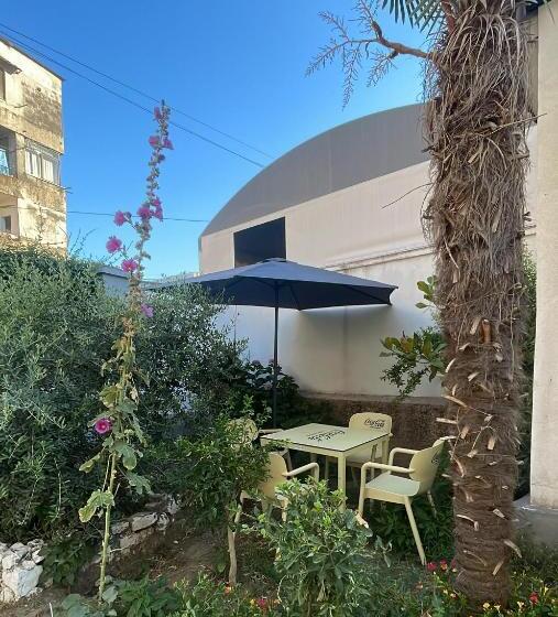 پانسیون Las Palmas Guesthouse