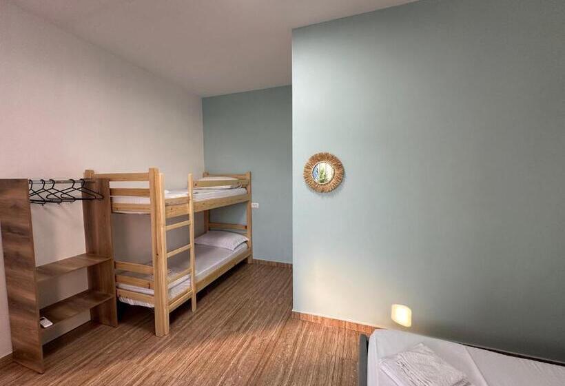 پانسیون Las Palmas Guesthouse