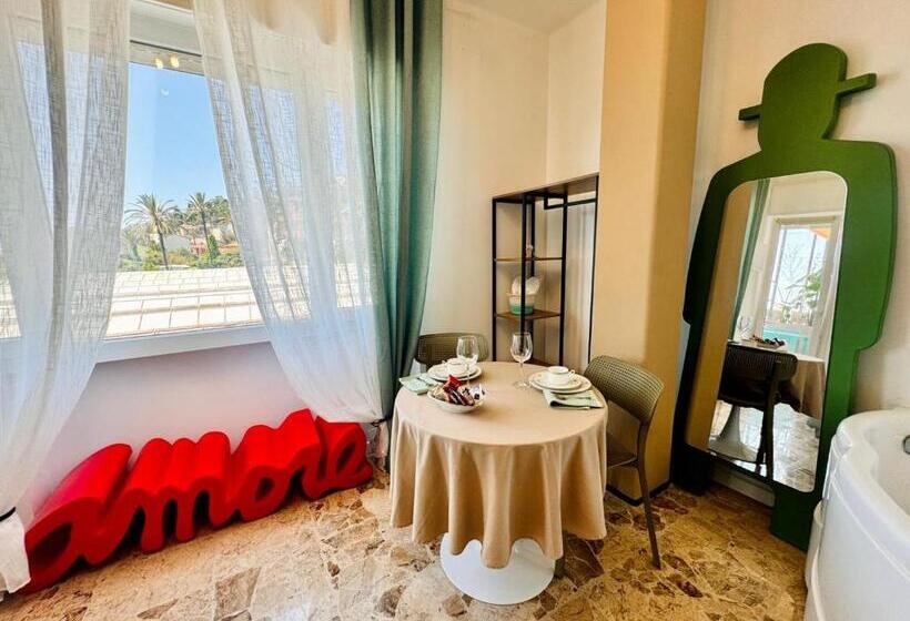 پانسیون New Seaside Suite