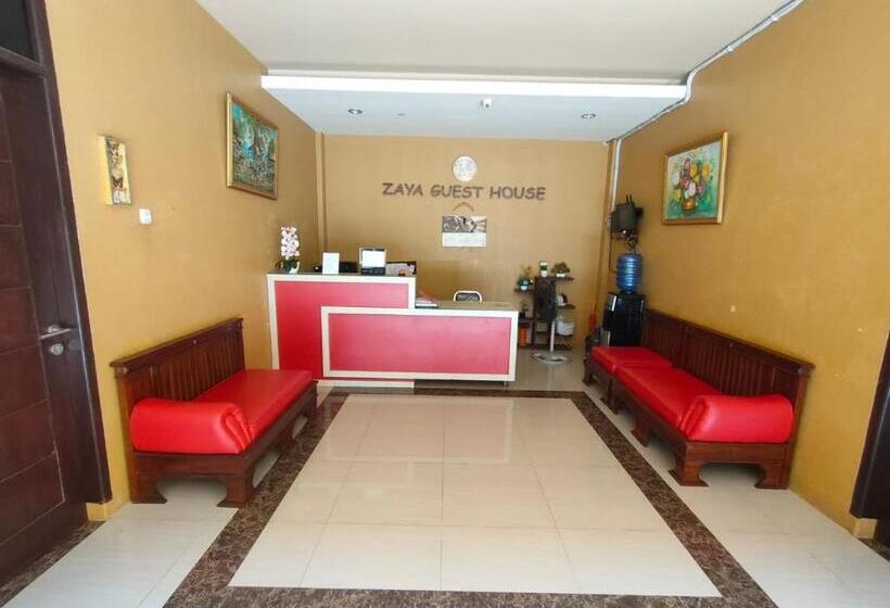 پانسیون Zaya Guest House