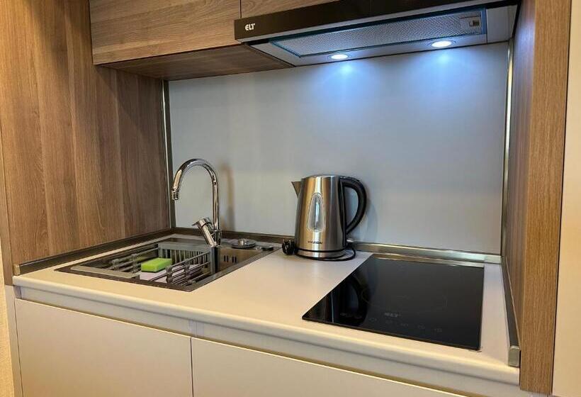 Beautiful Apartments Near The Sea Adlia Street