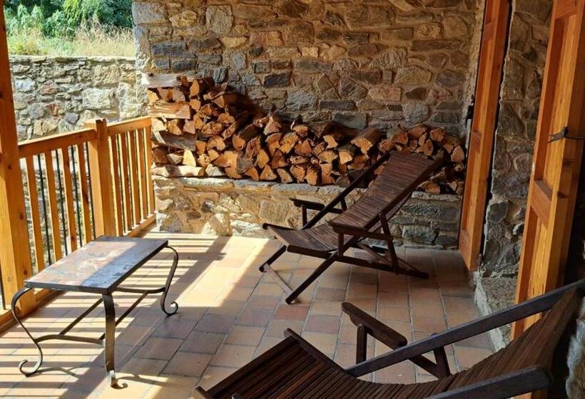 تختخواب و صبحانه Rectoria Nova