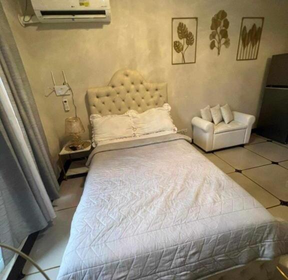 צימר Vee Sky Hideaway