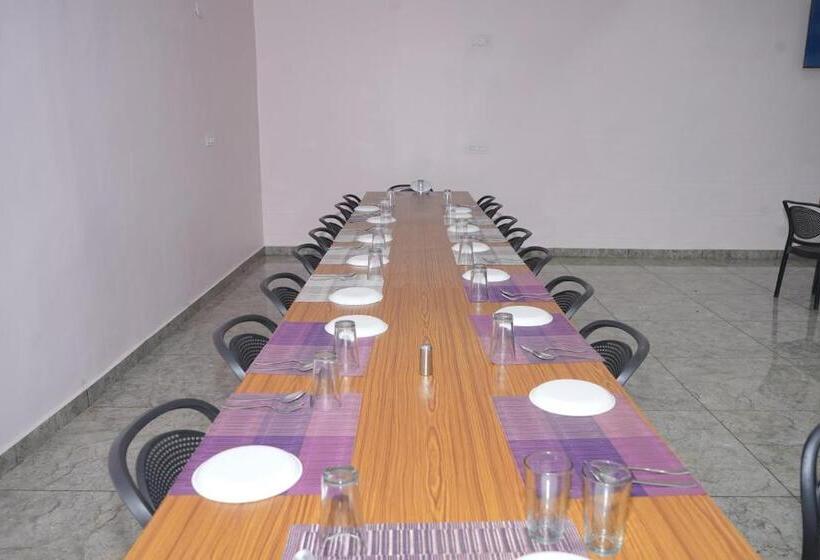 ホテル Brij Palace