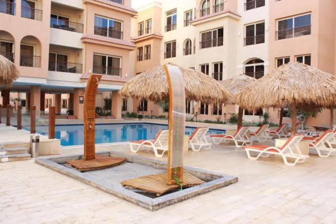 هتل La Rosa Boho Aqua Park