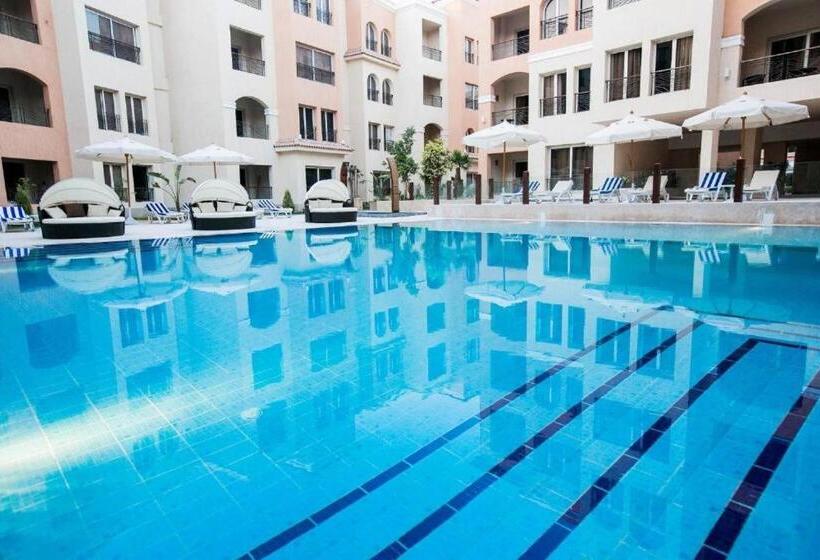 هتل La Rosa Boho Aqua Park