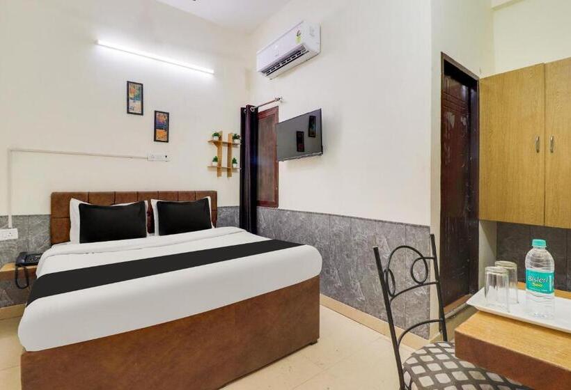 فندق Oyo Second Home Residency