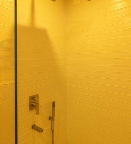 هتل Tomorrowland Farms And Suites