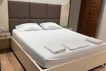 پانسیون Boci Rooms