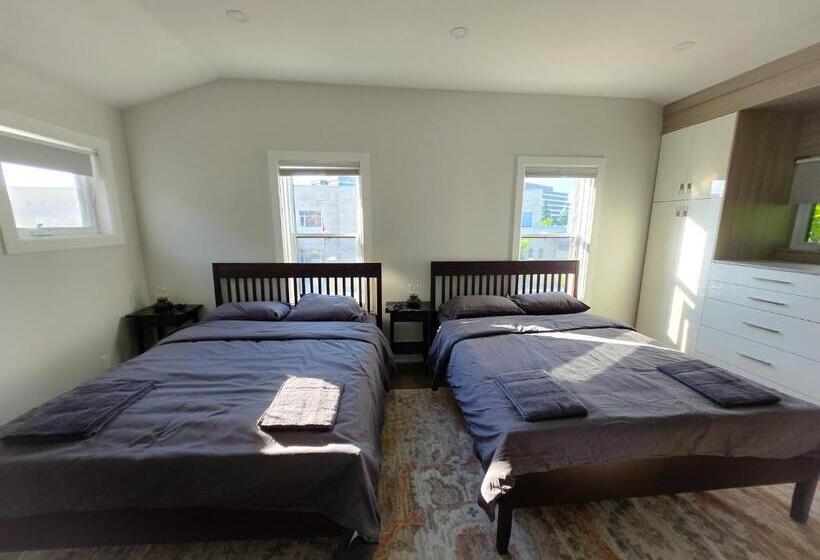 پانسیون Byward Market Luxury Guesthouse