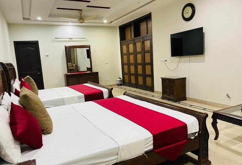 پانسیون Clifton Inn