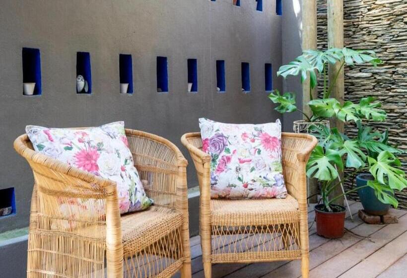 פנסיון Kamala Karoo Sanctuary