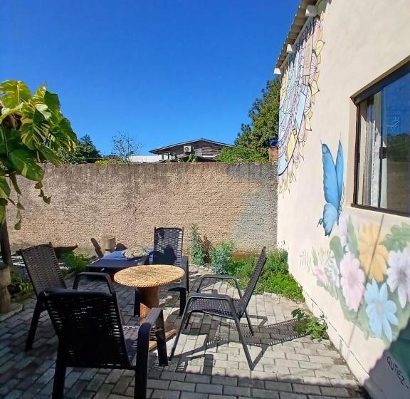 ペンション Lá Casita Casa Familiar Hospedagem E Camping Urbano