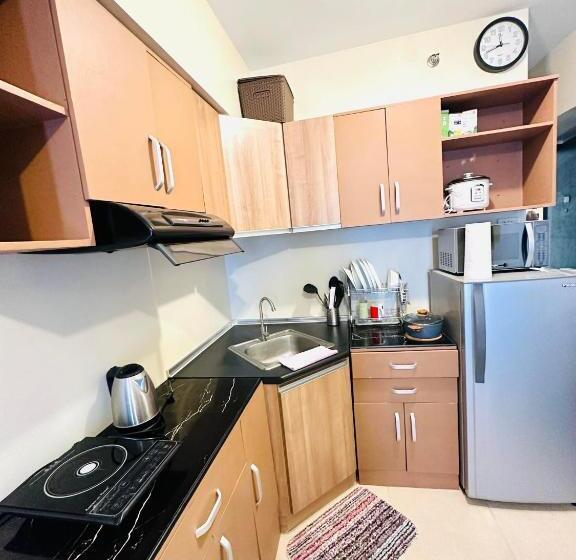 הוסטל Avida Towers Riala 1209