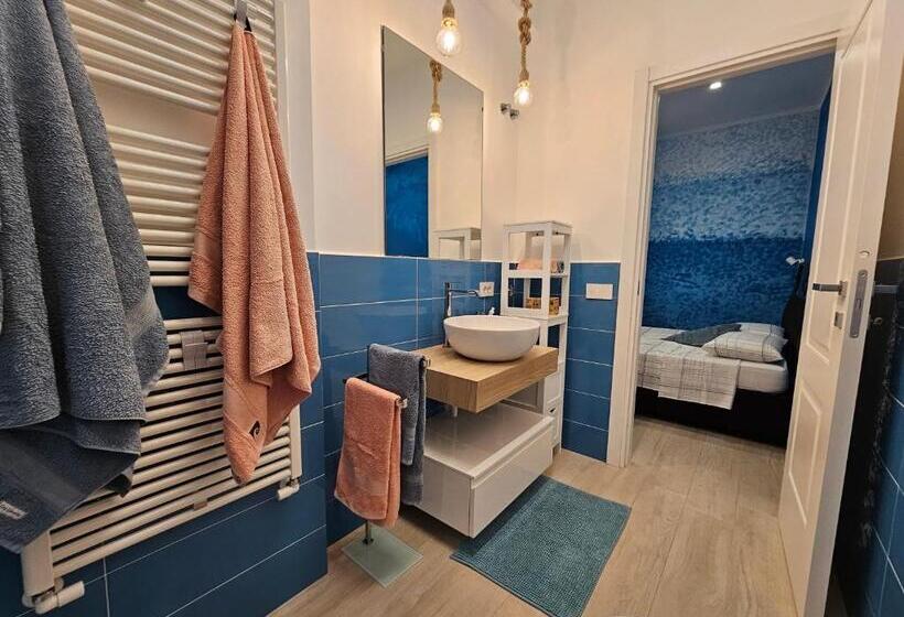 تختخواب و صبحانه Casita Azul