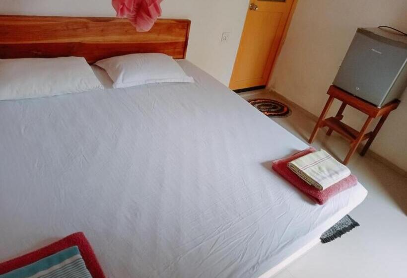 هتل Wild Eagle Safari Resort
