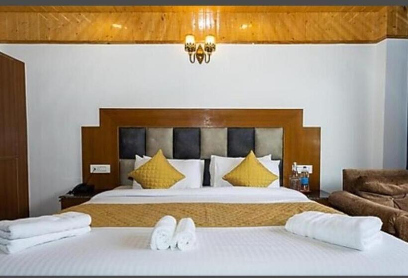 هتل Jogini Height S Chandra A S Hospitality