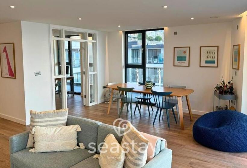 هتل Sail Penthouse   Beach & Parking