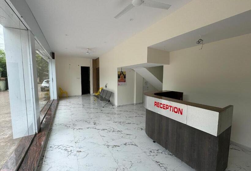 בית מלון כפרי Sairaje Inn