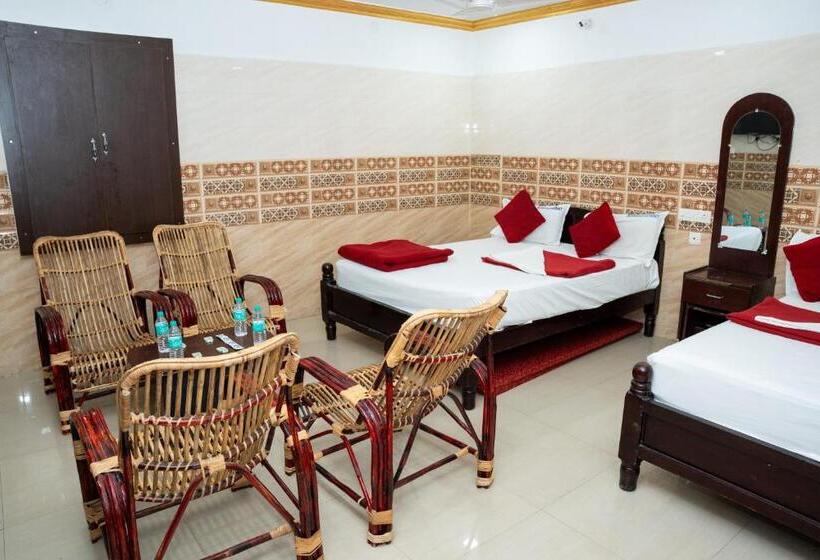 ホテル Sri Vinayaga Residency