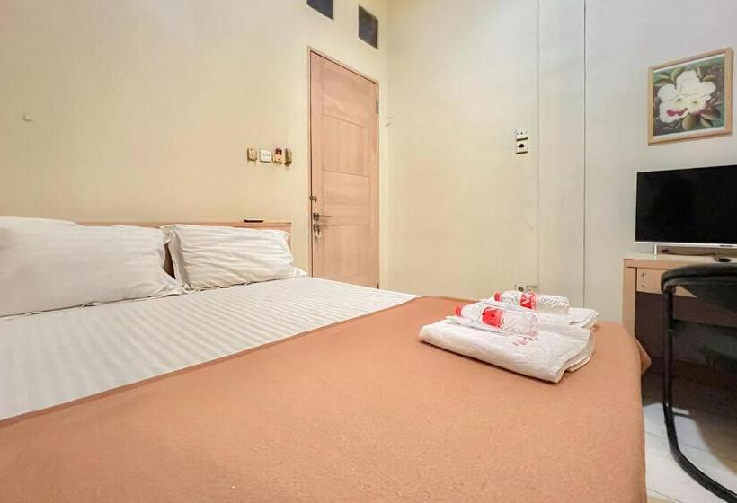 هتل Wisma Anggrek Syariah Mitra Reddoorz